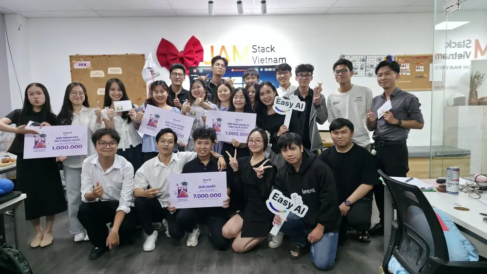 Môi trường làm việc năng động