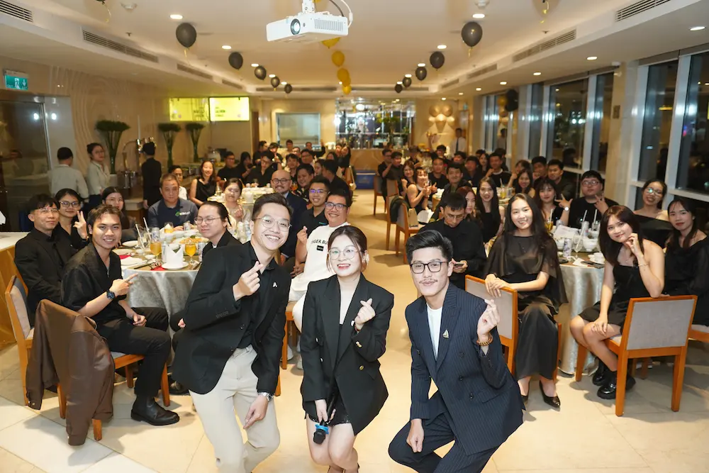 Môi trường làm việc năng động